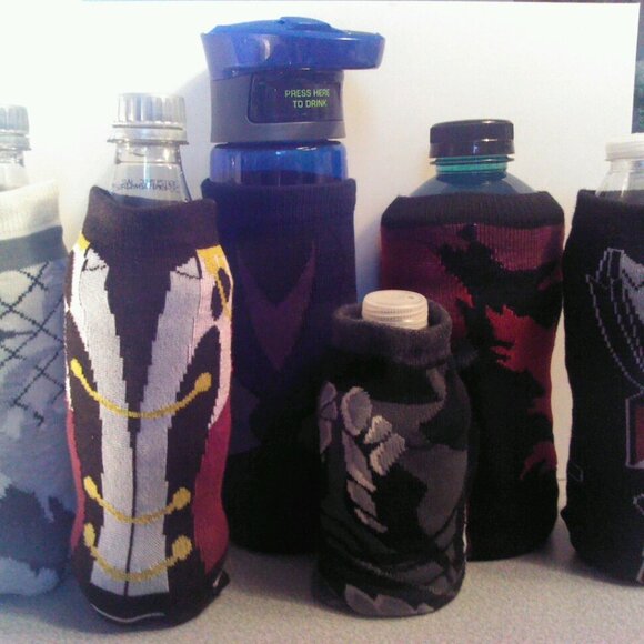 YoI Victor Nikiforov Bottle Cover - Picture 5 of 5